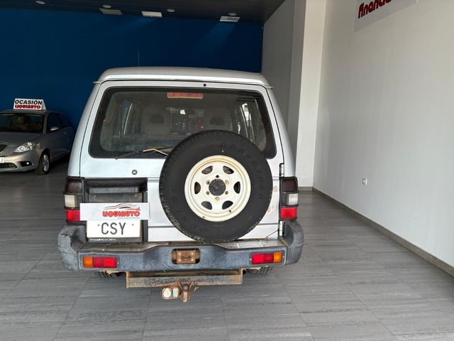 Mitsubishi Montero 2002
