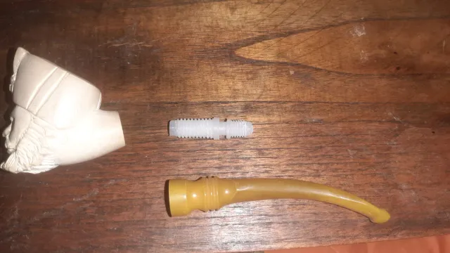 Casco vikingo bronce y otra pieza decoración