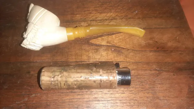 Casco vikingo bronce y otra pieza decoración