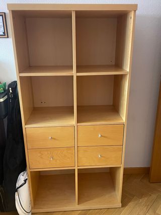 Estantería Ikea de madera