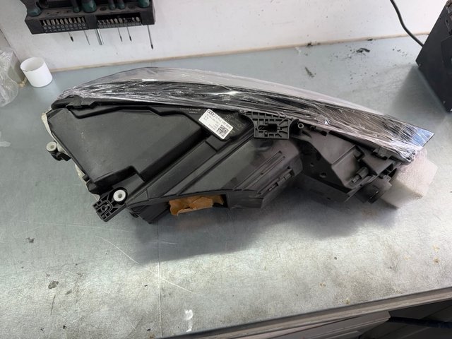 Faro izquierdo Audi A5 S5 2016-2019 original nuevo