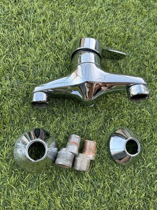 Grifo ducha Roca - Metal plateado