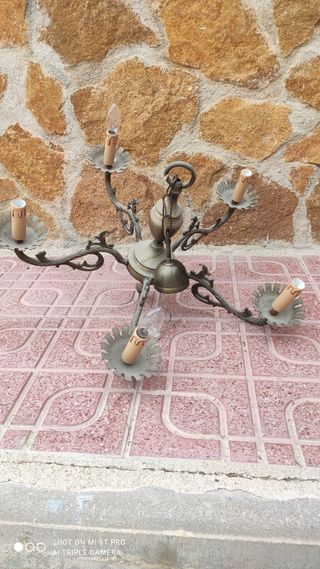 Lampara araña 5 luces 40 € las cuatro lamparas