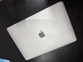MacBook Air 2020 Retina 13’ - Plata