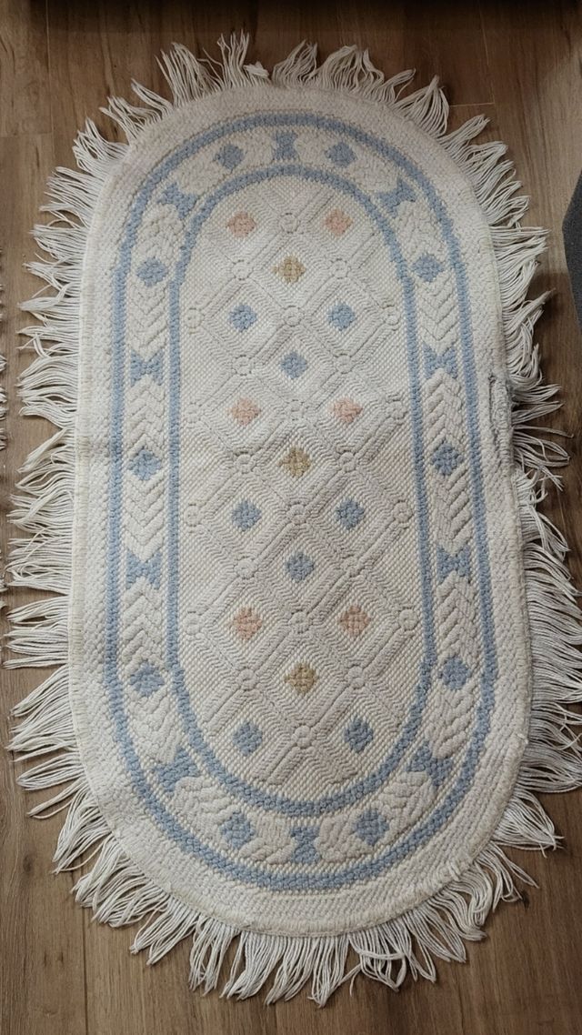 2 Alfombras ovaladas algodón pie de cama con fleco