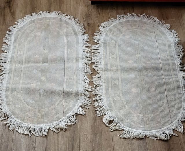 2 Alfombras ovaladas algodón pie de cama con fleco