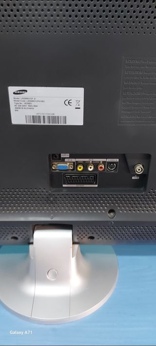 TV SAMSUNG 20" LCD ( Fallo en pantalla)