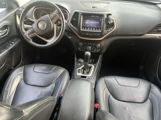 Jeep Cherokee 2016