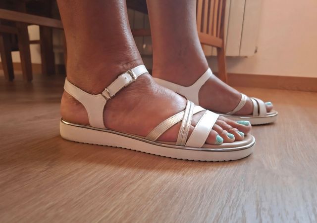 Sandalias blancas mujer