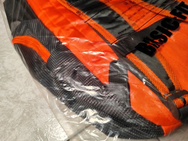 Mochila Basic Fit nueva