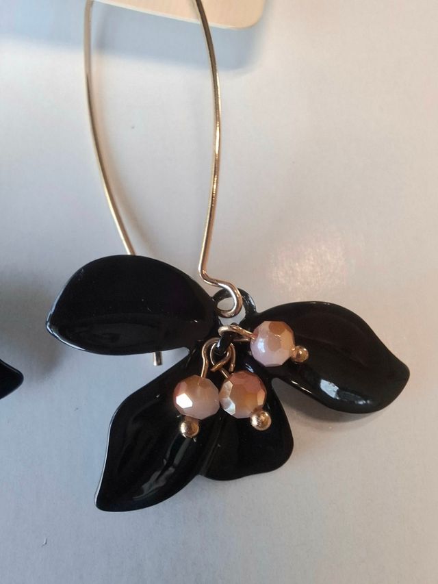 Pendientes Sfera negros dorados