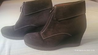 Botines negros de tacón