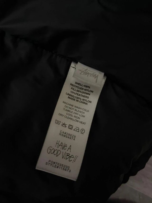 Piume in nylon riciclato Stussy - Nero vintage