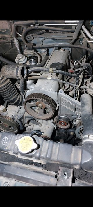 Tapa válvulas Mitsubishi Montero/Pajero 2.5