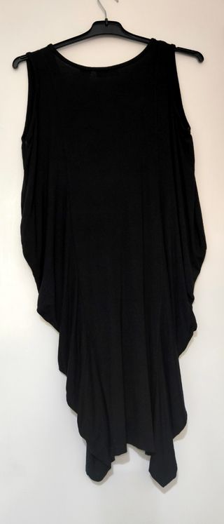 Camisola y blusa larga negra x 5 eur!