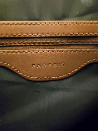 Bolso de mano ilustrado de Parfois