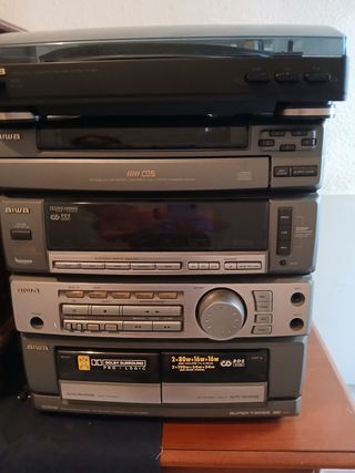 Cadena de Música Aiwa - Equipo de Sonido