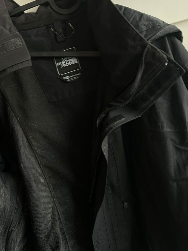 Chaqueta THE NORTH FACE negra