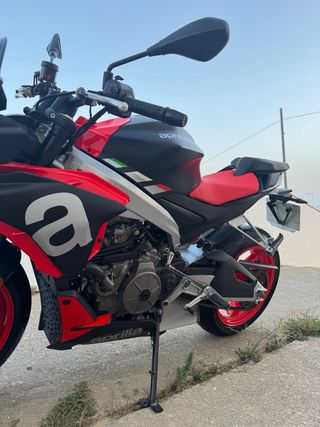 Aprilia Tuono 660 perfectas condiciones
