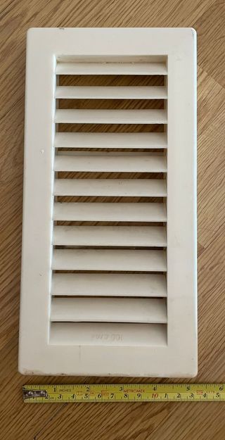 Rejilla ventilación baño