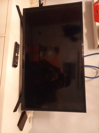 TV 42" negra