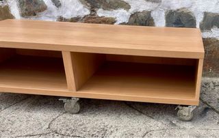 MUEBLE SOPORTE CON RUEDAS