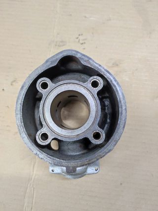Cilindro de serie AM6 