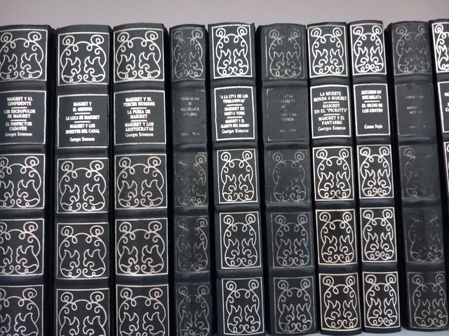 COLECCION CRIMEN Y MISTERIO. 1 euro c/u a elegir