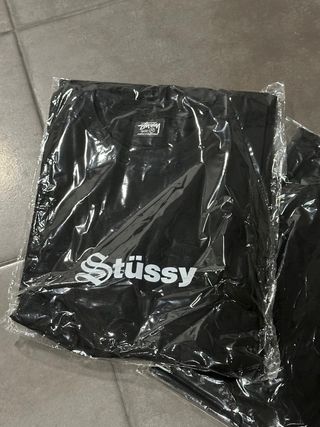 3 Camisetas Stüssy pretas - M