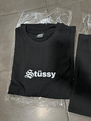 3 Camisetas Stüssy pretas - M