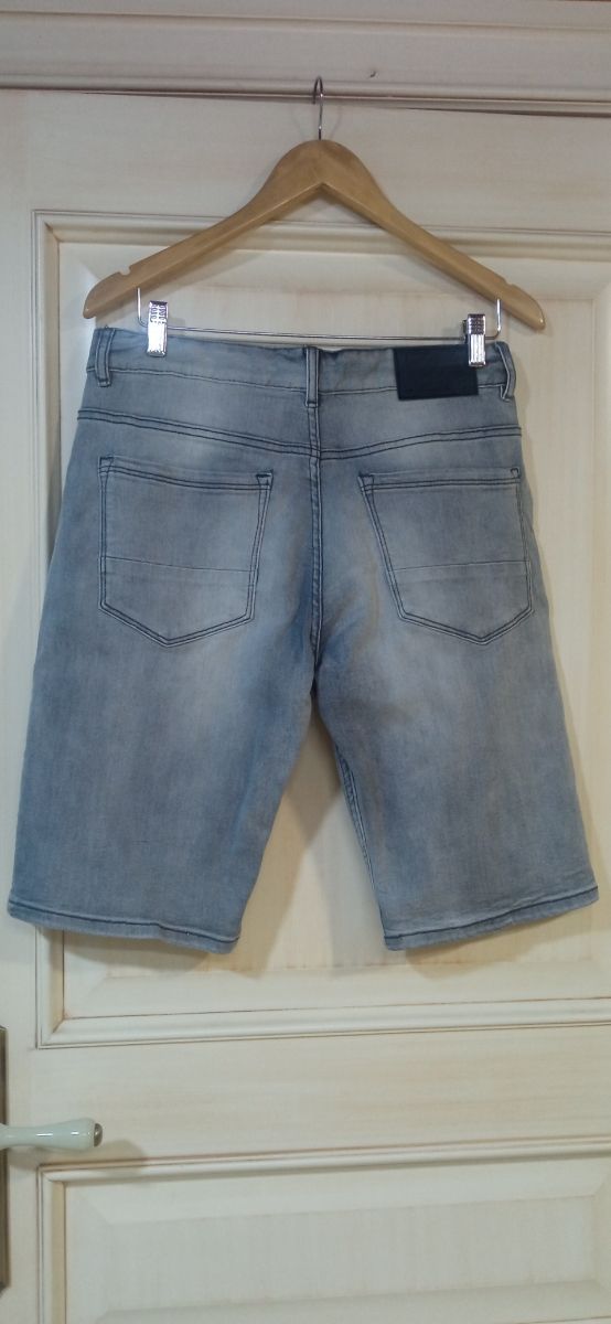 Bermudas Hombre Gris - M