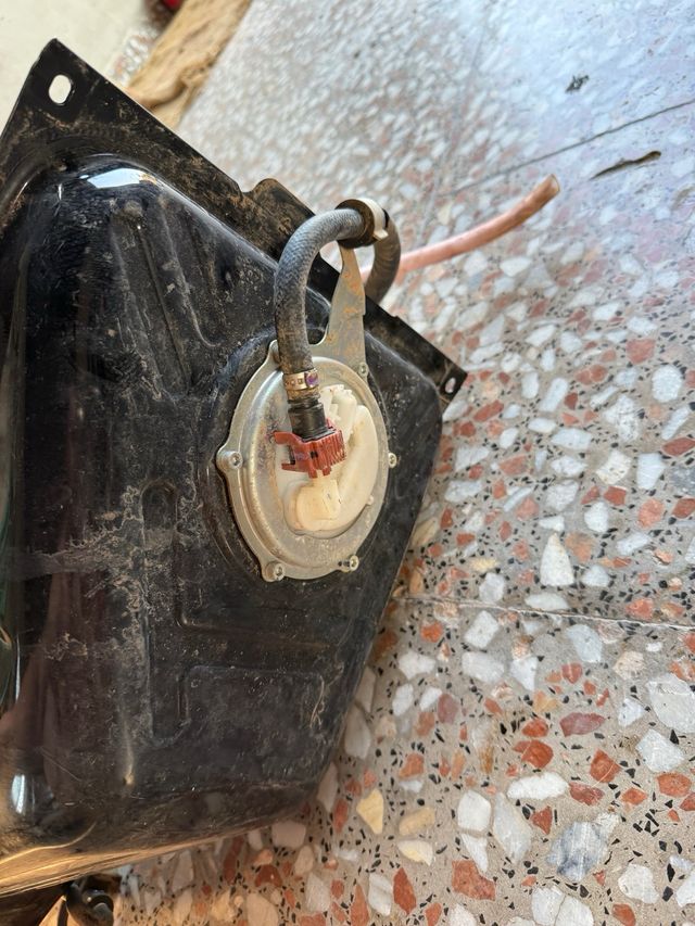 Depósito y aforador Yamaha X Max 300