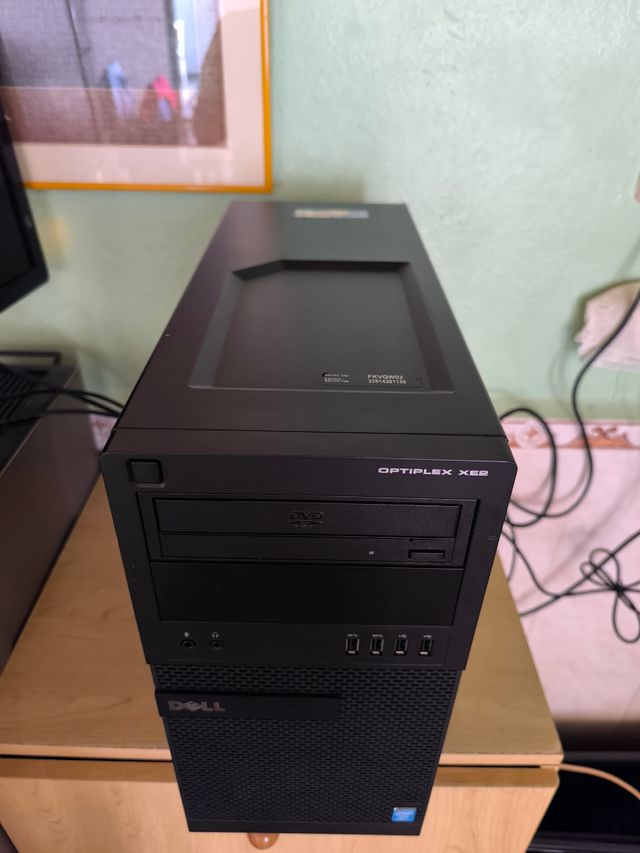 Computer Dell, 24 GB di RAM, Wi-Fi Windows 11. Alta Gamma
