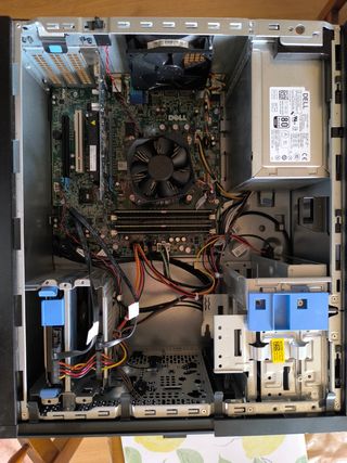 Computer Dell, 24 GB di RAM, Wi-Fi Windows 11. Alta Gamma