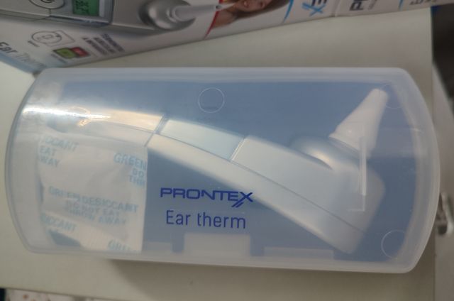 Termometro auricolare Prontex