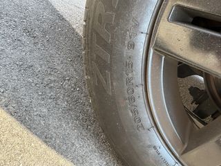 Llantas VW Golf 4 con ruedas casi nuevas