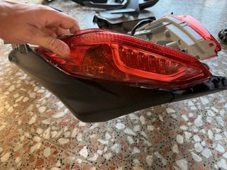 pilotos traseros Yamaha X Max 300