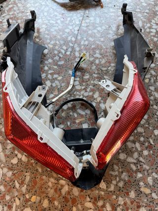 pilotos traseros Yamaha X Max 300