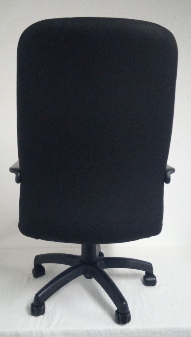 SILLA DE OFICINA GIRATORIA REGULABLE CON BRAZOS