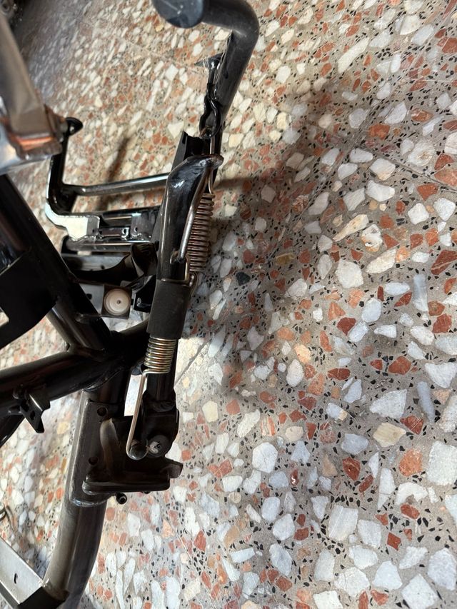 Caballete pata cabra yamaha x max 300