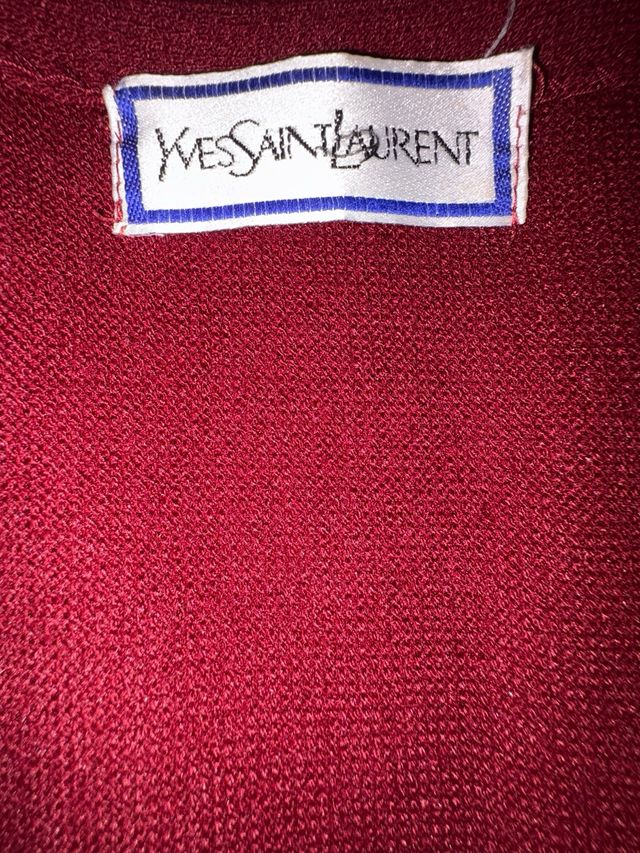 Cárdigan Yves Saint Laurent rojo