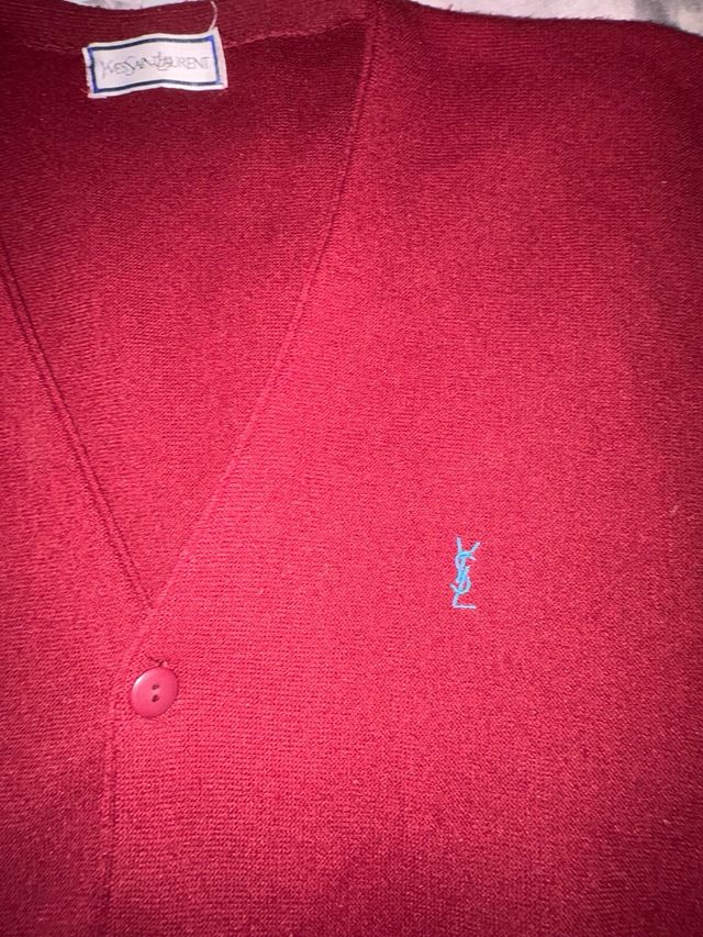 Cárdigan Yves Saint Laurent rojo