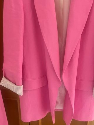 Traje de lino rosa Zara - Blazer y pantalón