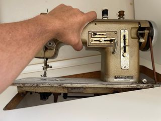 Máquina coser antigua