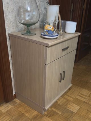 Muebles de salón y auxiliar en excelente estado.