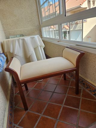 Banco de madera - Beige y marrón