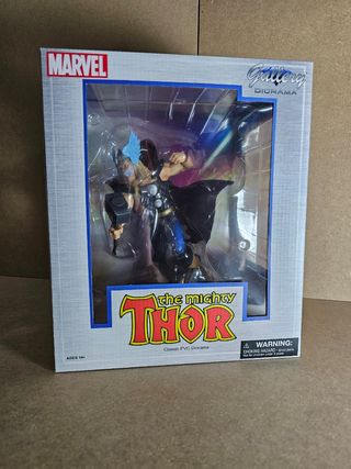 McFarlane Megafigs y Estatuas, vrs precios