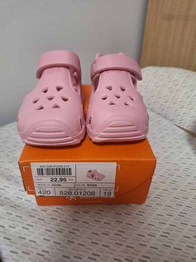 Sandalias Biomecanics rosa nº 19