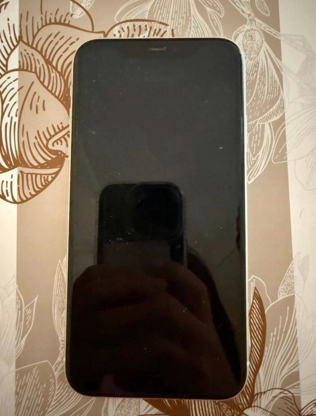 iPhone 11  - Smartphone Apple