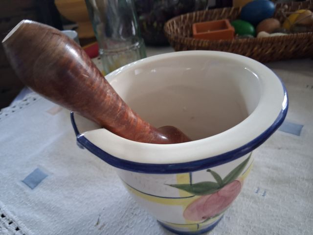 3Le malte in ceramica e legno sono